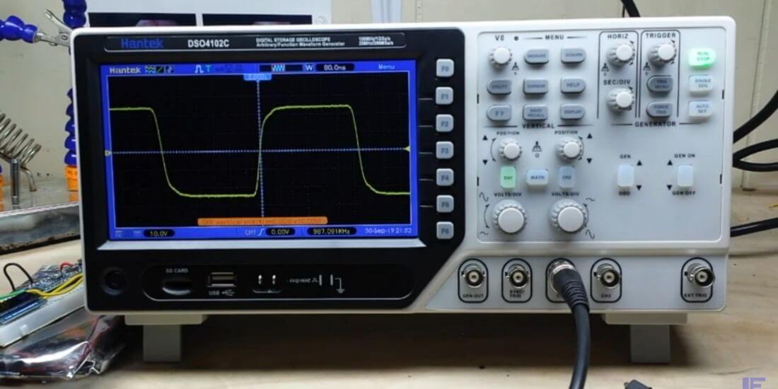 How to Connect an Oscilloscope to a Circuit